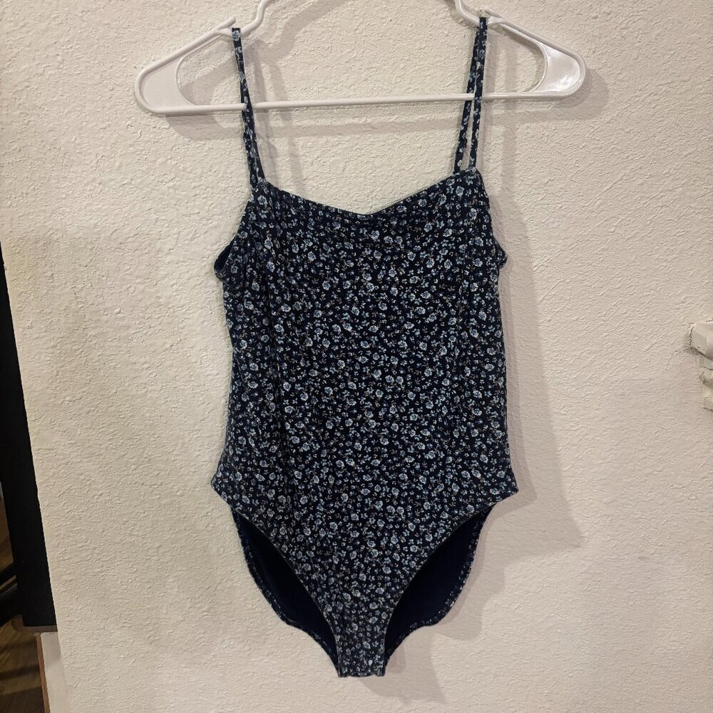 Old Navy Blue and White Ditsy Floral Bodysuit